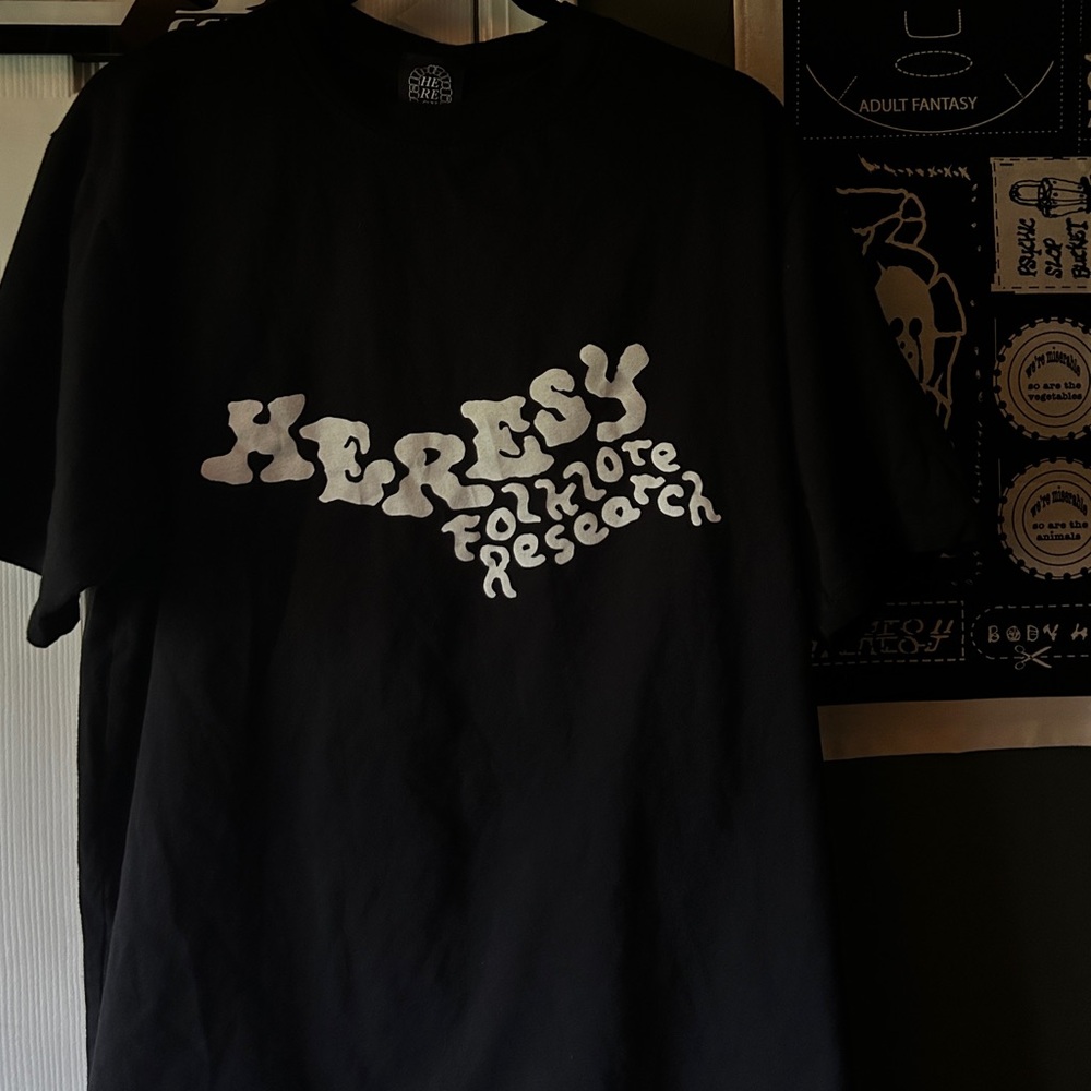 HERESY T-SHIRT Flower Folklore Research SIZE LARGE
